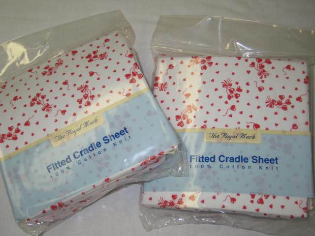 Red Hearts 2 Pack Cradle Sheets (371)